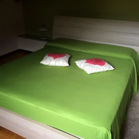 Mansarda Spaziosa Con Posto Auto Apartment *